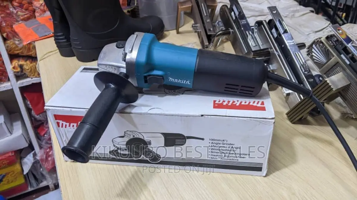 Makita Grinder ( Baby Grinder)