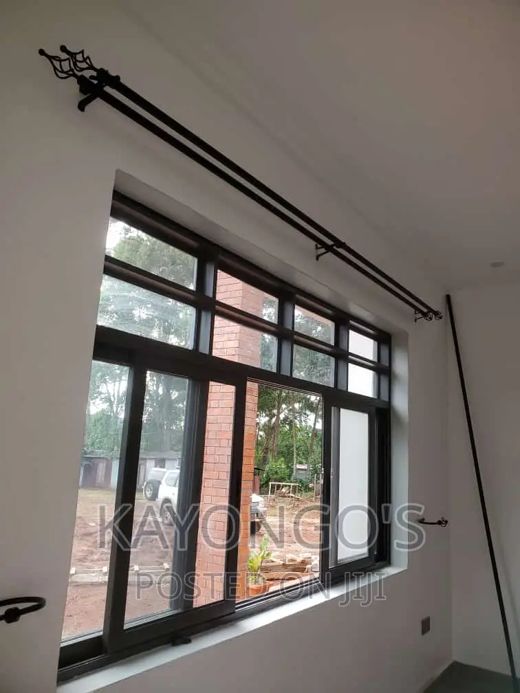 Alluminium Sliding Windows 7x5ft