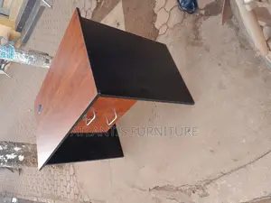 It's a One Meter Desktop