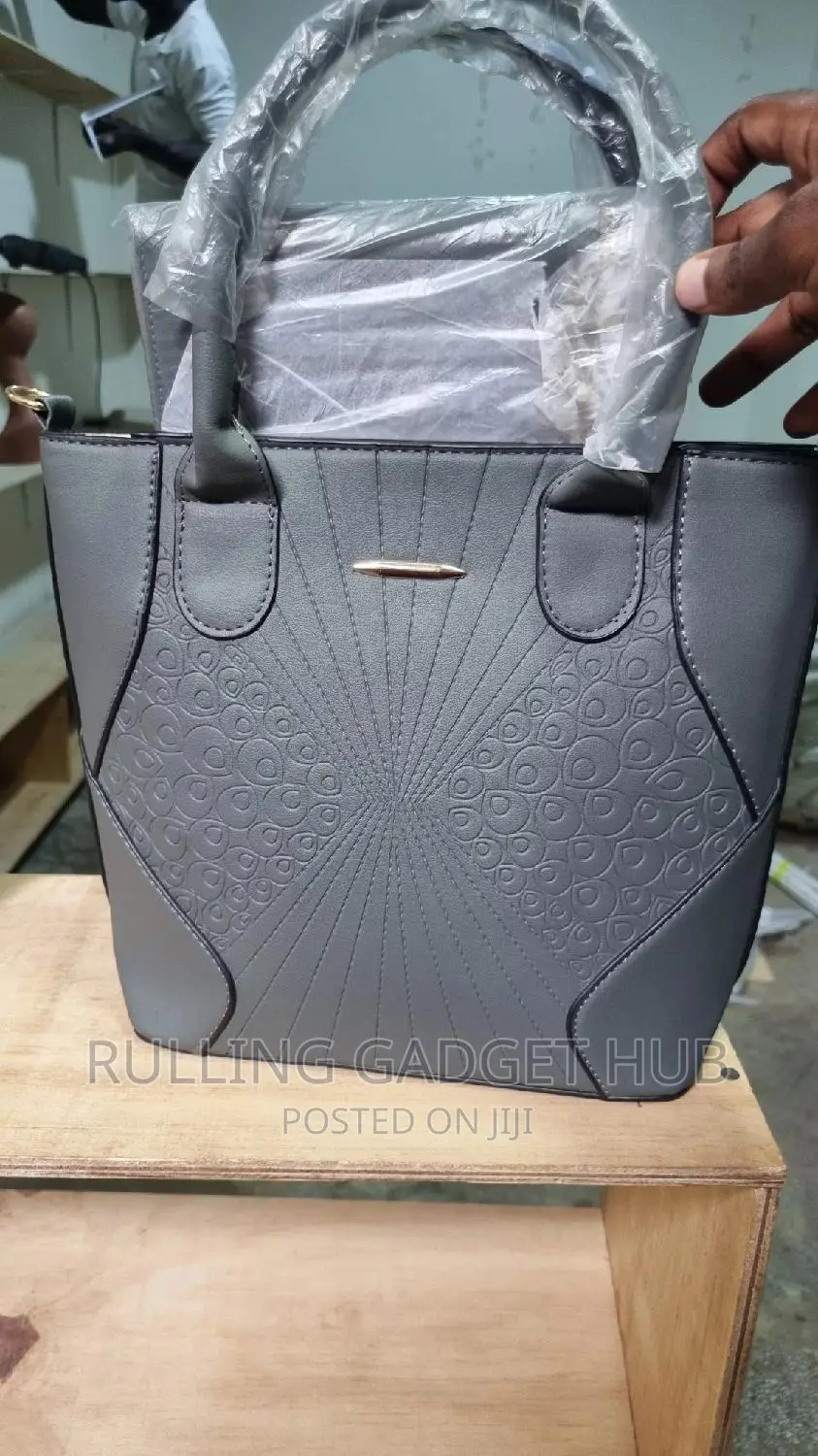 Women Big Hand Bag With a Wallet -Grey.
