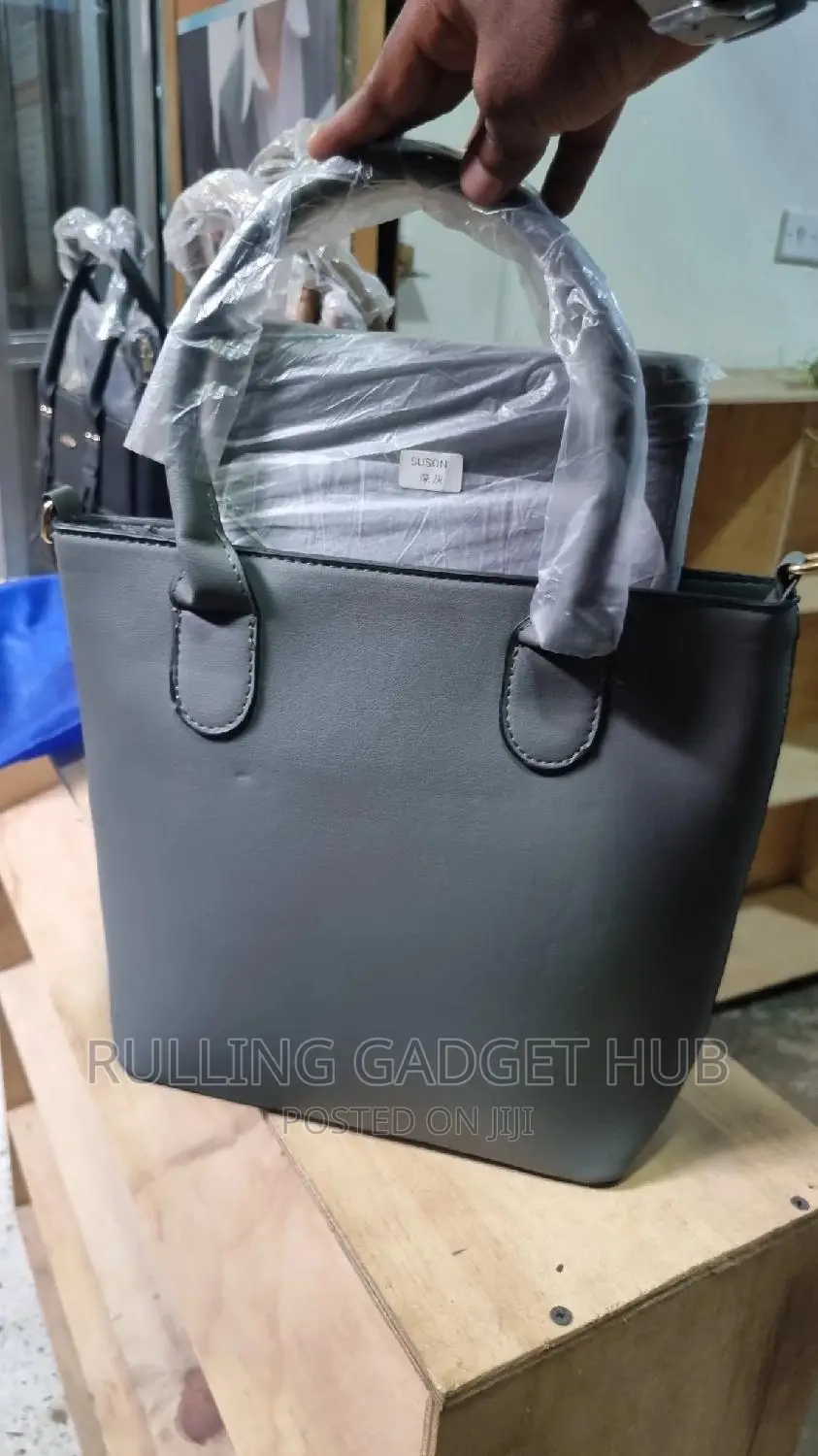 Women Big Hand Bag With a Wallet -Grey.
