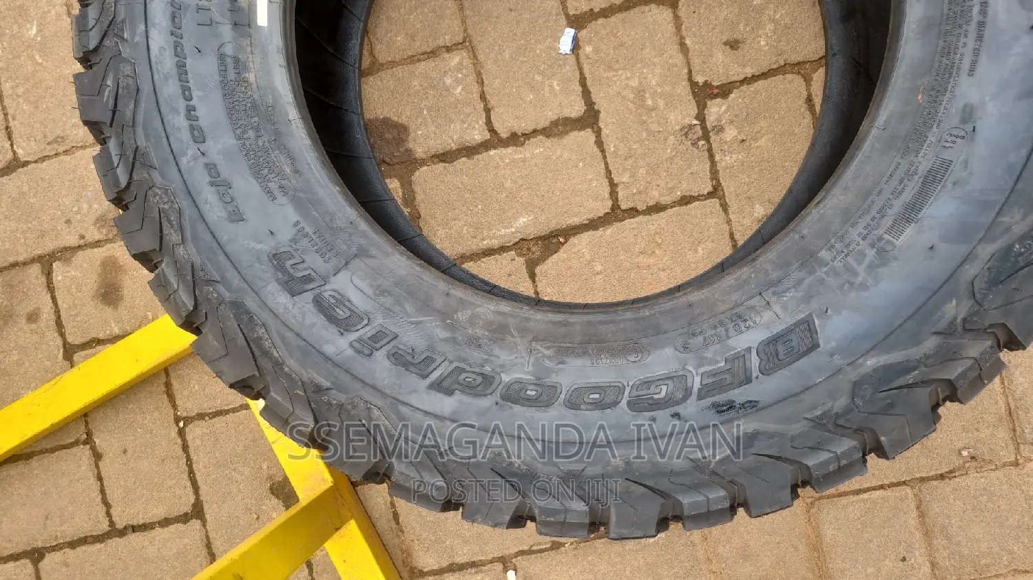 265/65r17 Bf Goodrich All Terrain Tyres