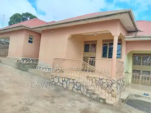 Photo - 2bdrm Chalet in Seeta-Kigunga Town, Goma for sale