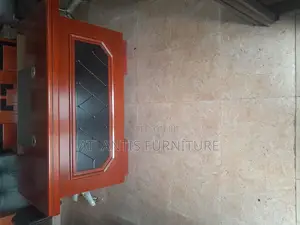 Photo - A 1.20metre Executive Office Table.