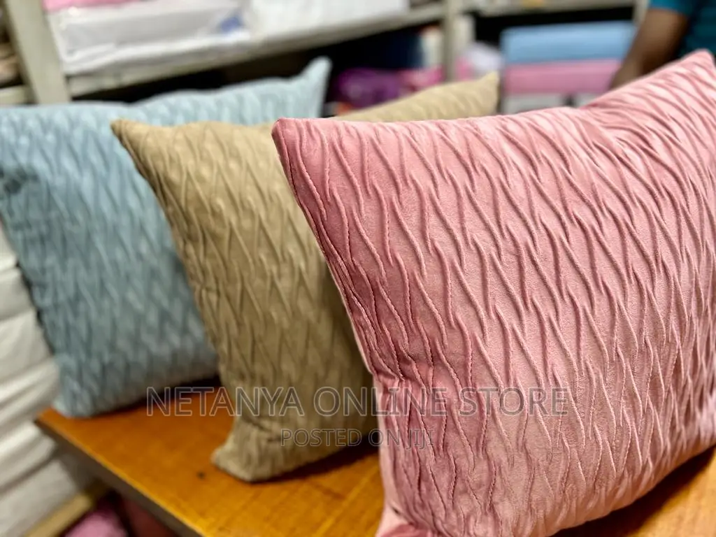 Elegant Cushion Pillows