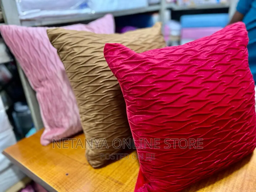 Elegant Cushion Pillows