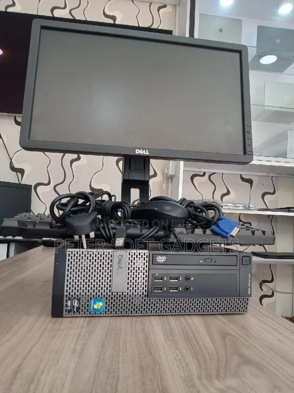 Desktop Computer Dell OptiPlex 9020 4GB Intel Core I3 HDD 500GB