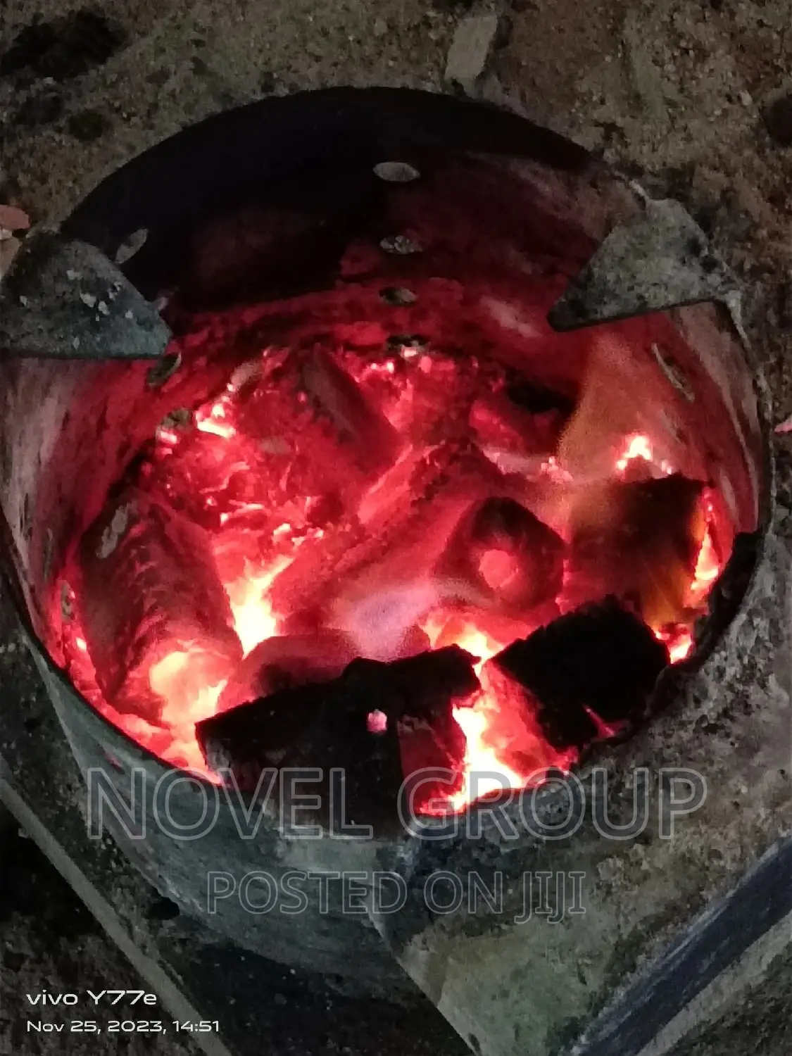 Charcoal Briquettes (Machine Compressed Charcoal)-10kg Pack