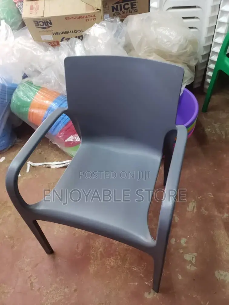 Bar and Restaurant Plastic Chairs