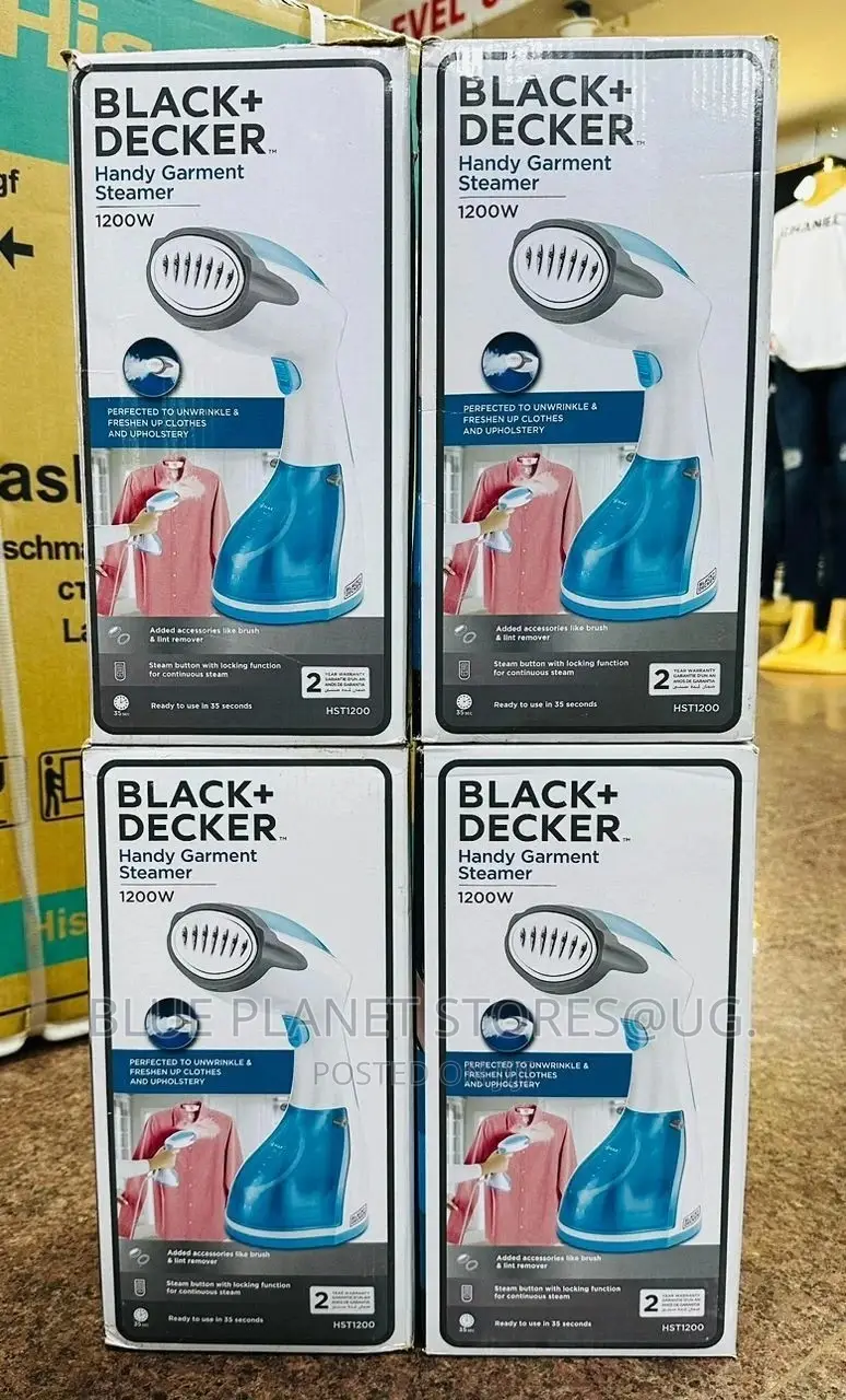 BLACK + DECKER Handy Garment Steamers \\ 1200w \\ HST1200