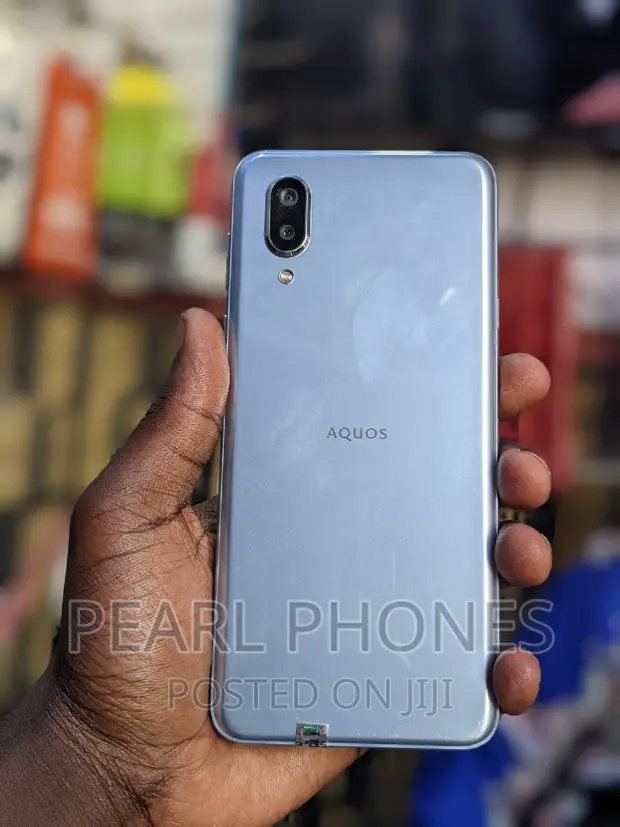 Sharp Aquos Sense 3 Plus SHV46 128 GB Gray in Central