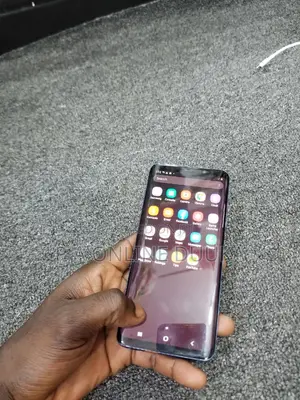 Photo - Samsung Galaxy S9 Plus 64 GB Blue
