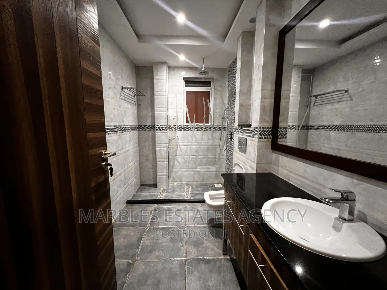 Furnished 3bdrm Apartment in Kololo, Central Division for rent