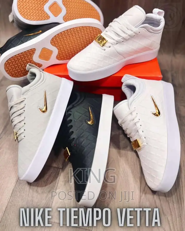 Nike Tiempo Vetta Shoes