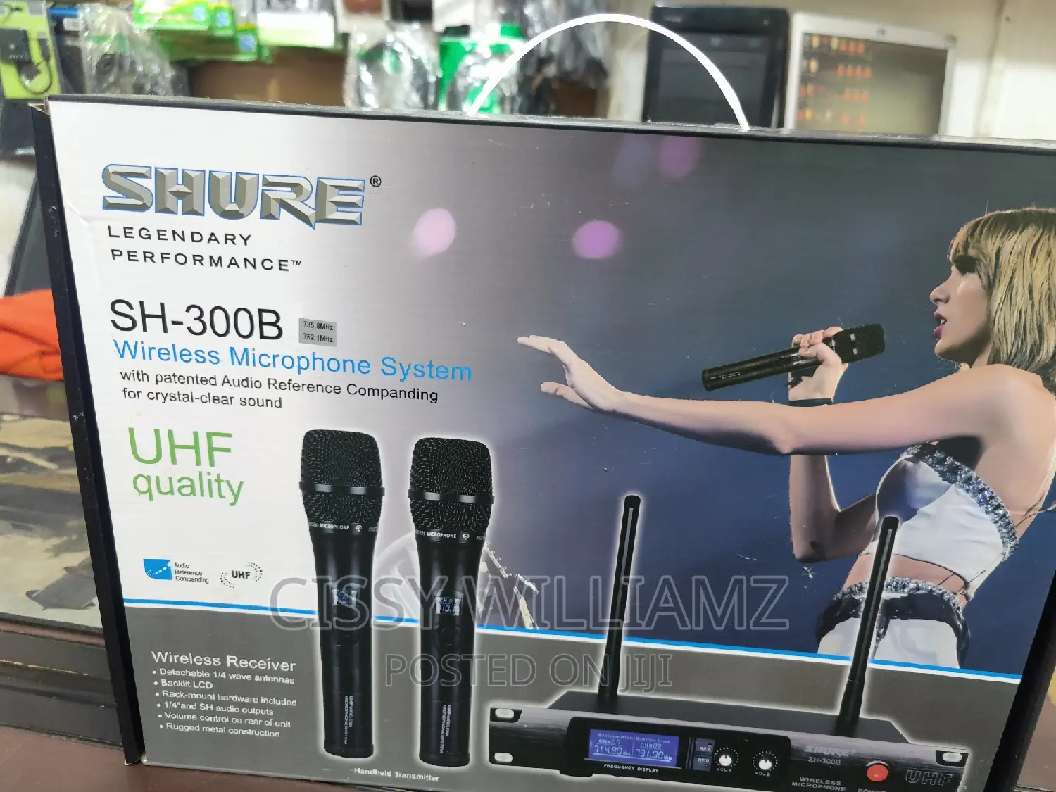 Shure Professional Wireless Microphone/Shure Dual Microphone
