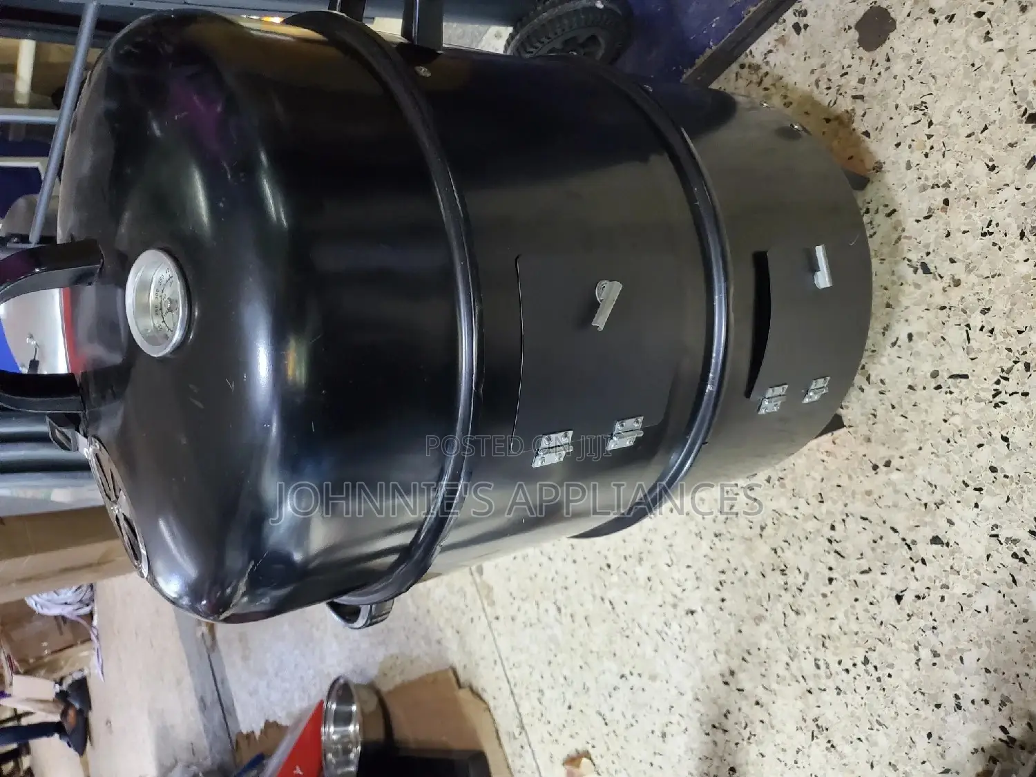 Charcoal Barbecue Grill