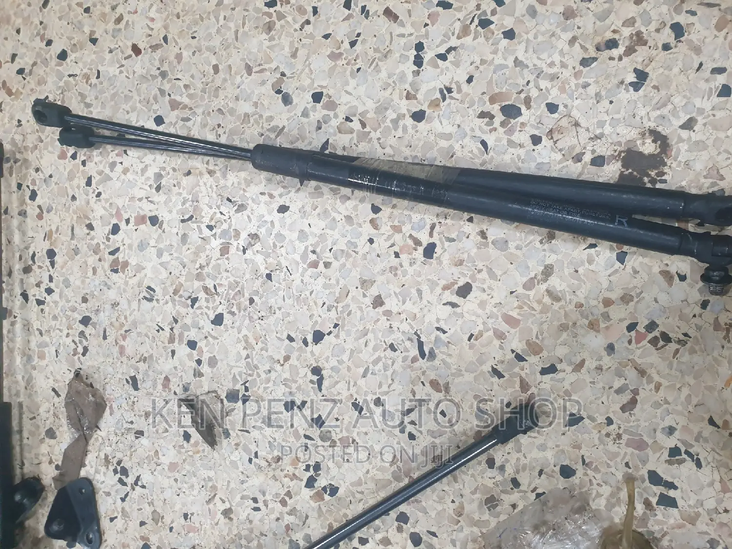 Nissan Patrol Bonnet Shock Absorbers