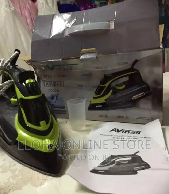 Avanis Steam Iron AV -246