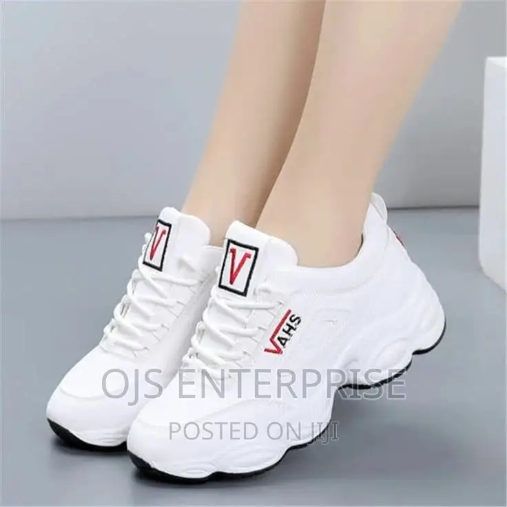 Ladies Walking/Jogging/Gym Shoes