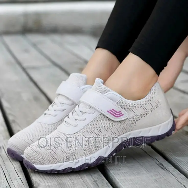 Ladies Walking/Jogging/Gym Shoes
