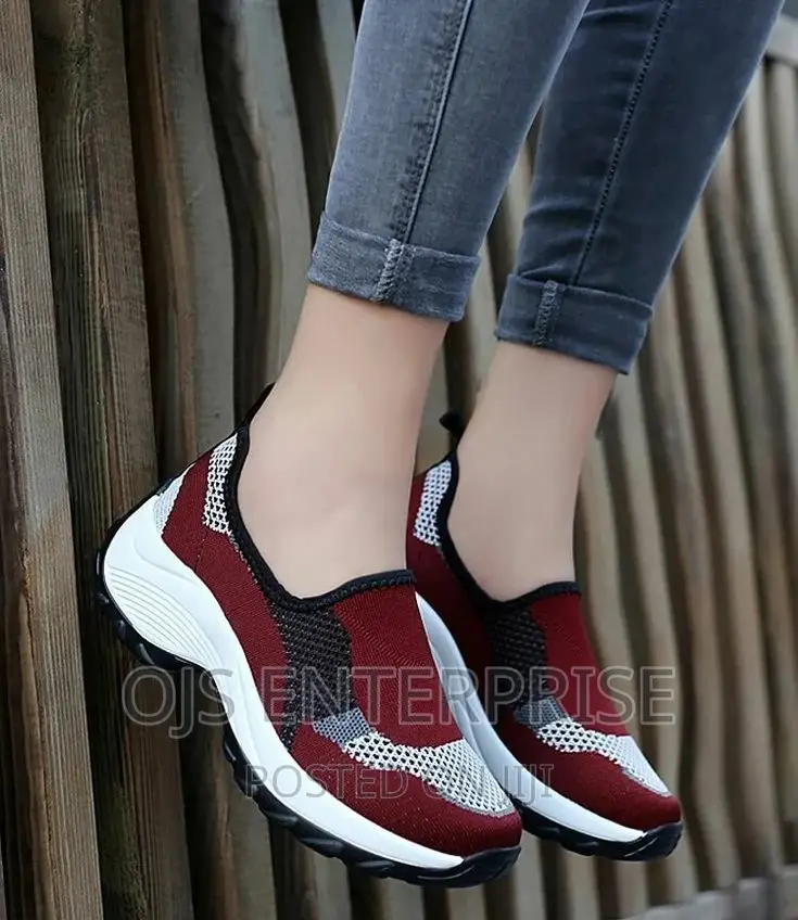 Ladies Walking/Jogging/Gym Shoes