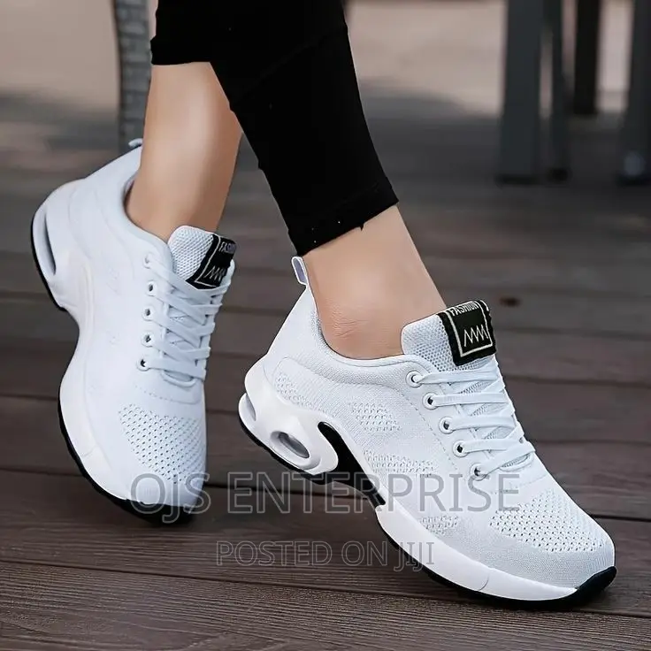 Ladies Walking/Jogging/Gym Shoes
