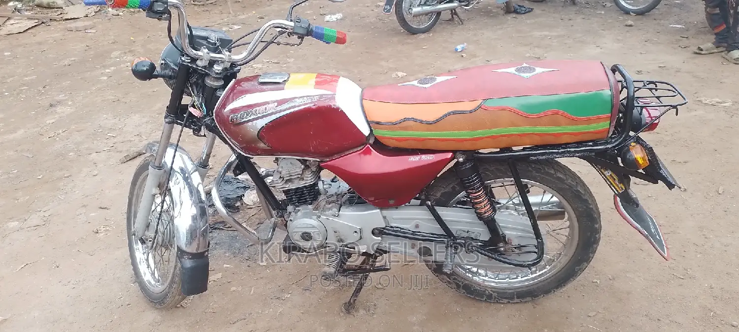 Bajaj Boxer 100 2019 Red