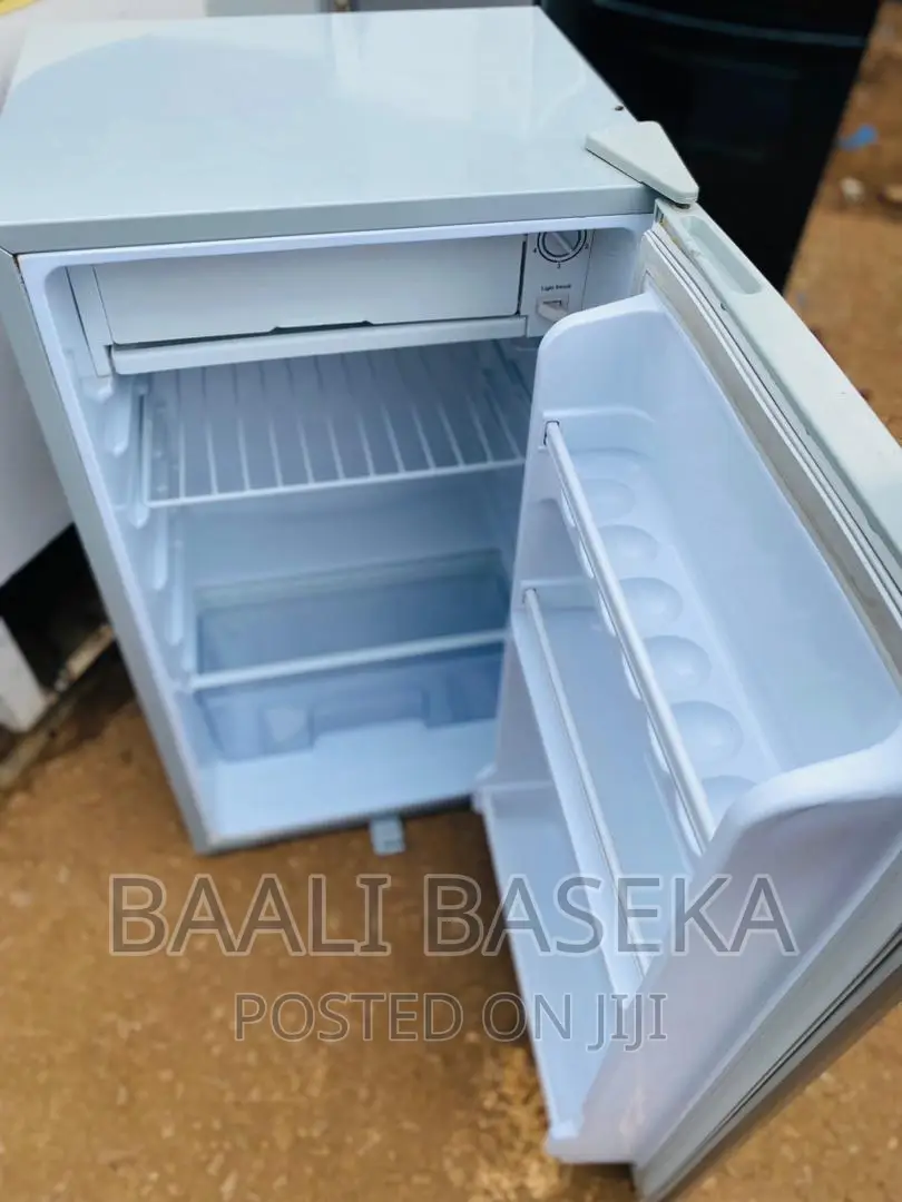 Fridge/Refrigerator/Adh 120ltrs/Single Door
