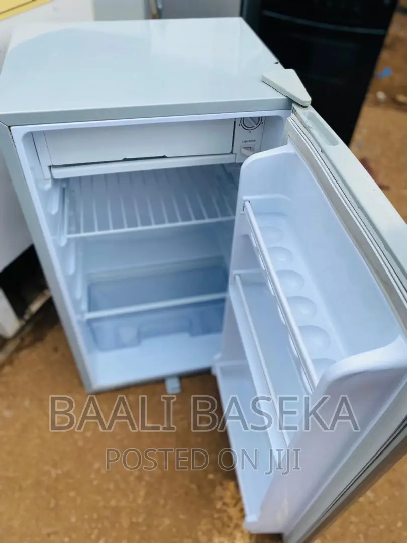 Fridge/Refrigerator/Adh 120ltrs/Single Door