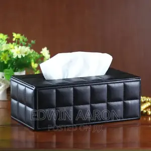 Tissue Holder