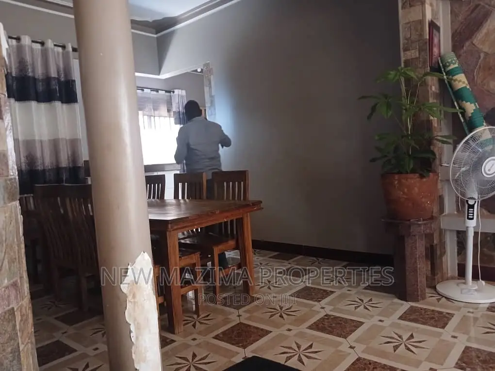 3bdrm Bungalow in Namasuba Ndejje, Central Division for sale