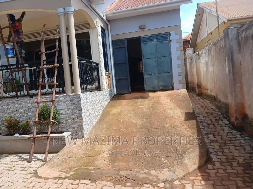 3bdrm Bungalow in Namasuba Ndejje, Central Division for sale