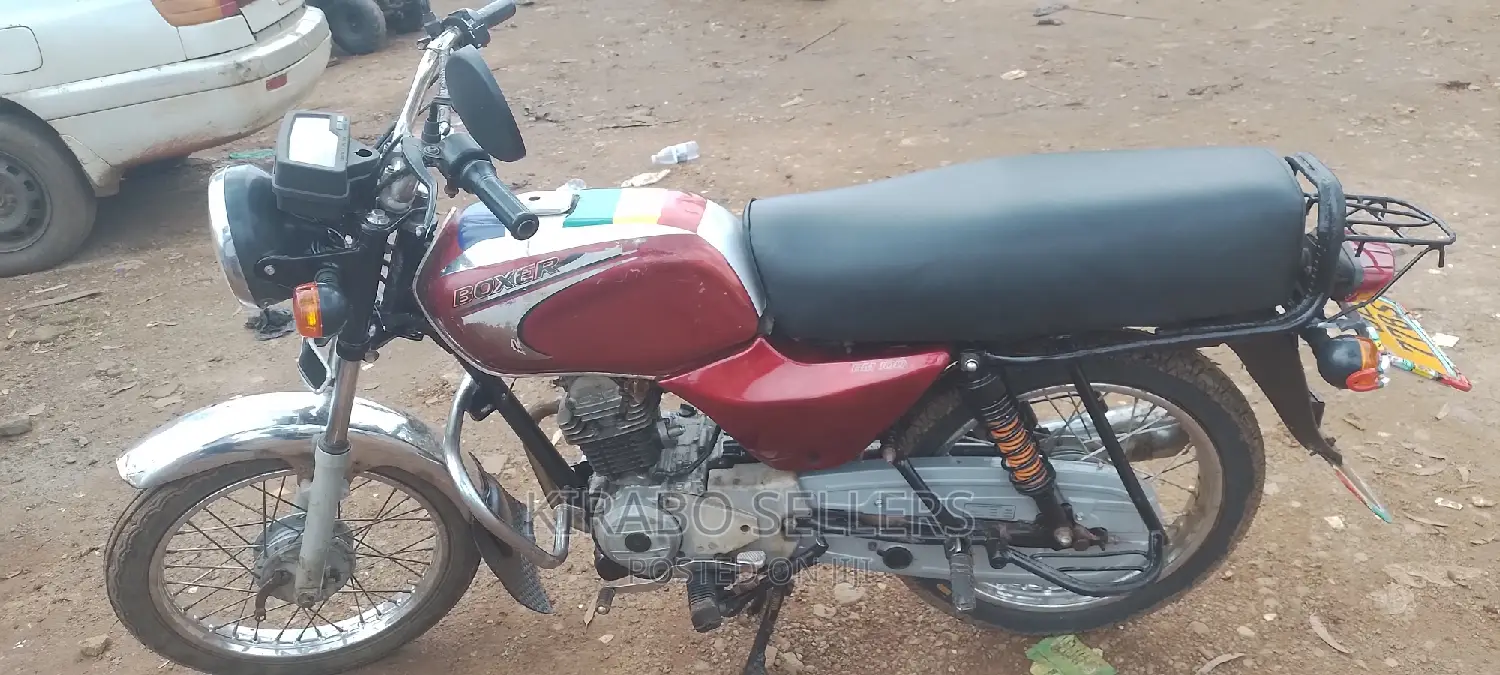 Bajaj Boxer 100 2019 Red