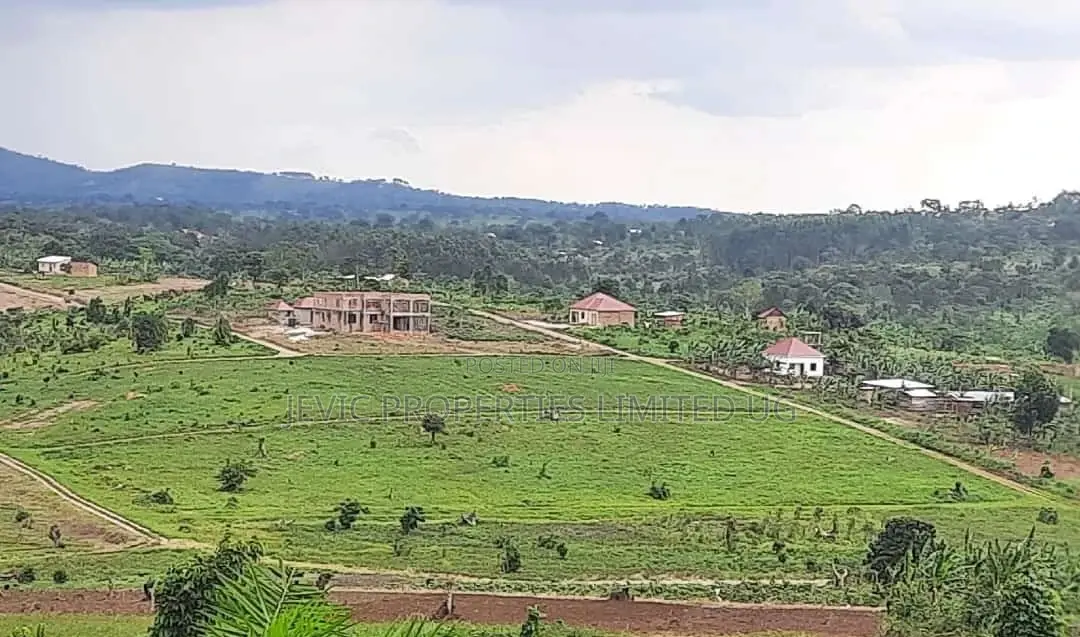 Hot Sale Plots at Kakiri Gobero-Wakiso on Termac