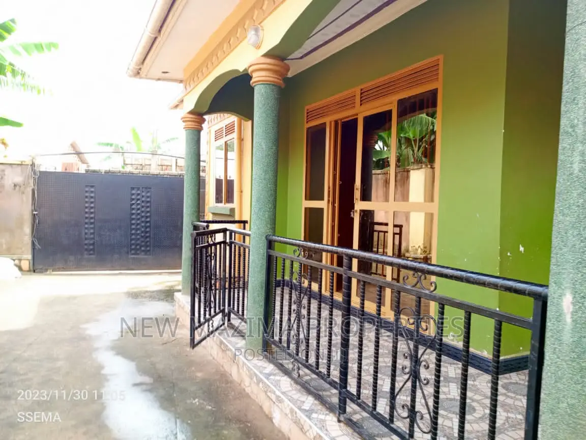 3bdrm Bungalow in Nansana Bujjuko Town, Central Division for sale
