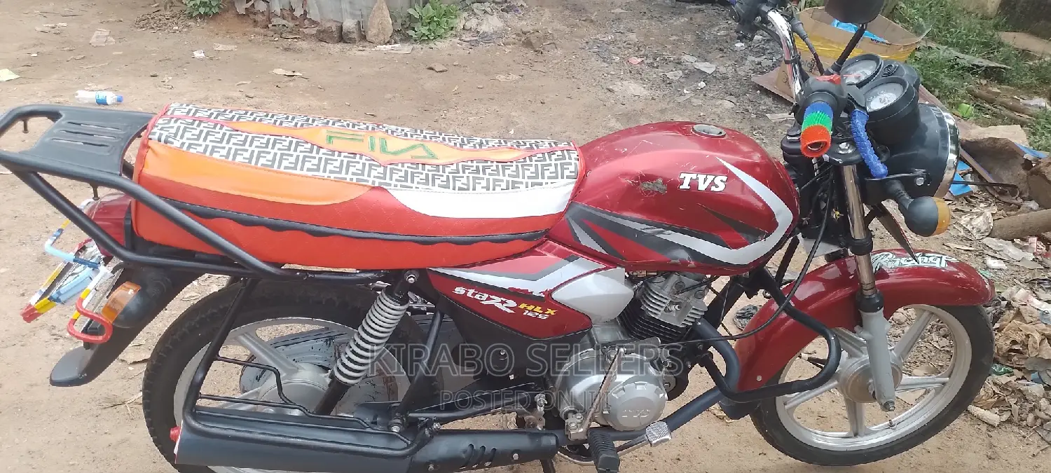 TVS HLX 125 2022 Red