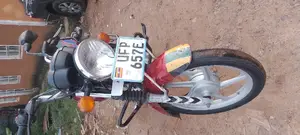New TVS HLX 125 2023 Red