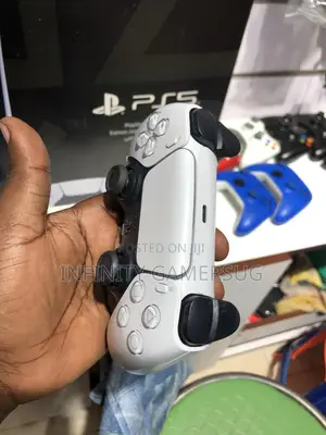 Playstation 5 Controllers
