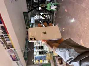 Apple iPhone 11 64 GB Purple
