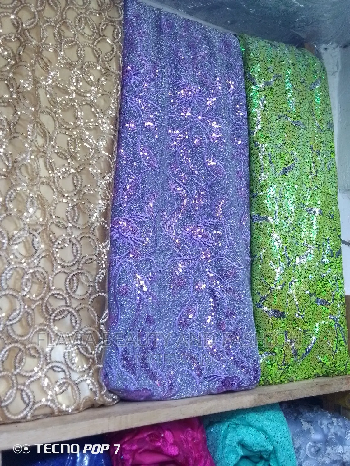 Gomesi Materials