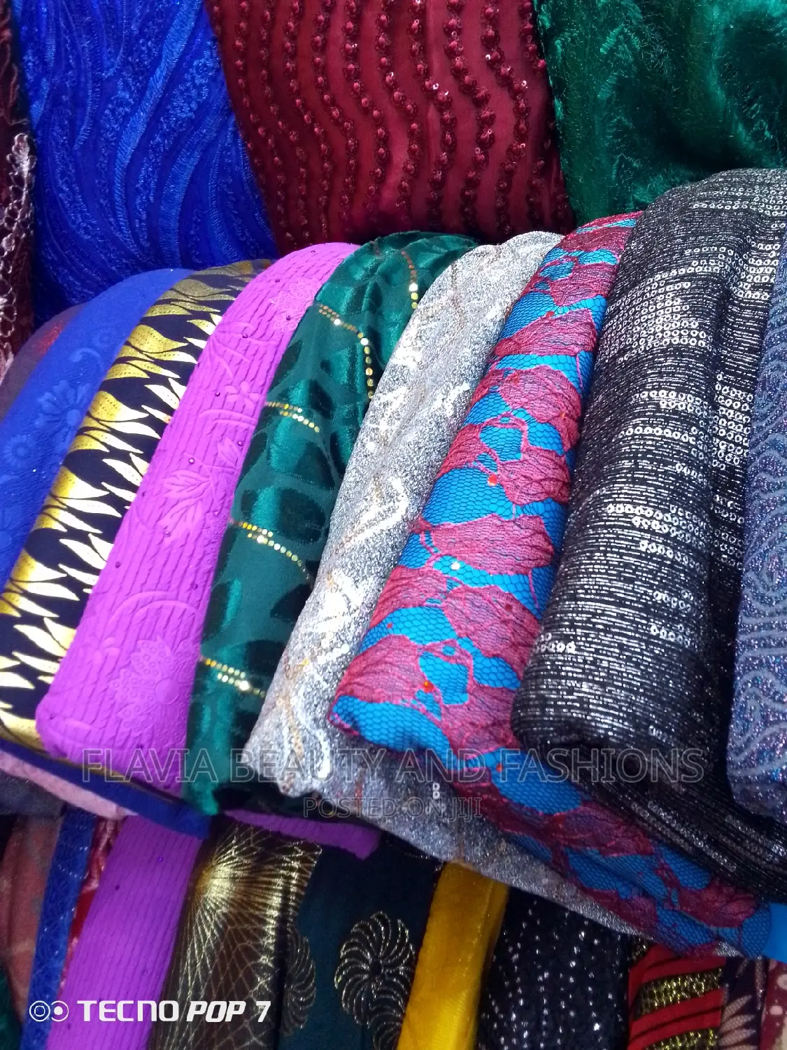 Gomesi Materials
