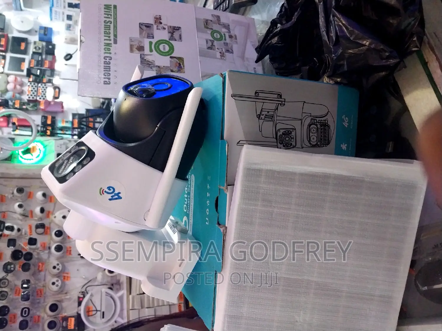 Solar Security Camera 13mp With Sim Card Port