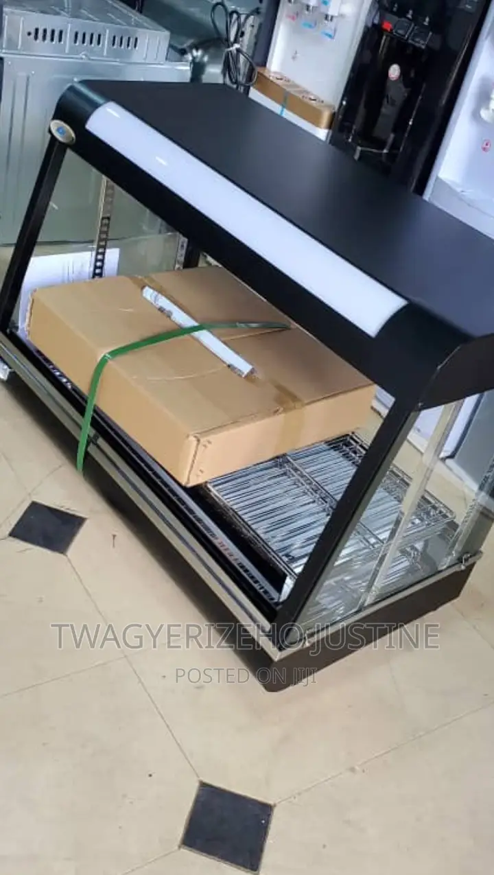 Food Warmer Display/Imported Electric Food Warmer Display in Central Division Restaurant