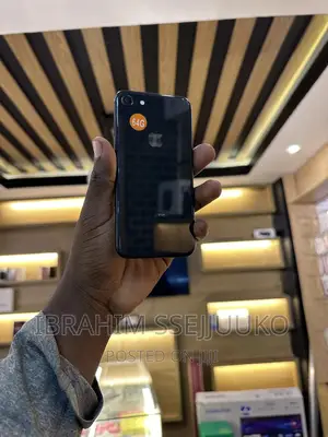Apple iPhone 8 64 GB Black