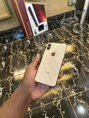Apple iPhone XS 64 GB Gold