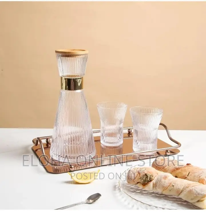 Large Capacity Glass Bottle for Cold Water Lemon