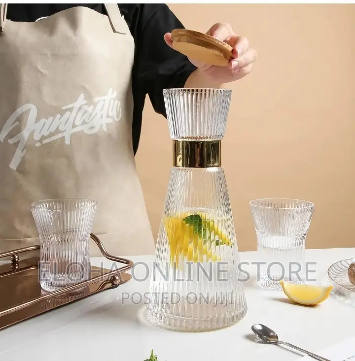 Large Capacity Glass Bottle for Cold Water Lemon