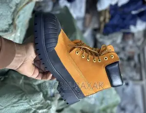 New Original Yellow Beeline Timberland Boots