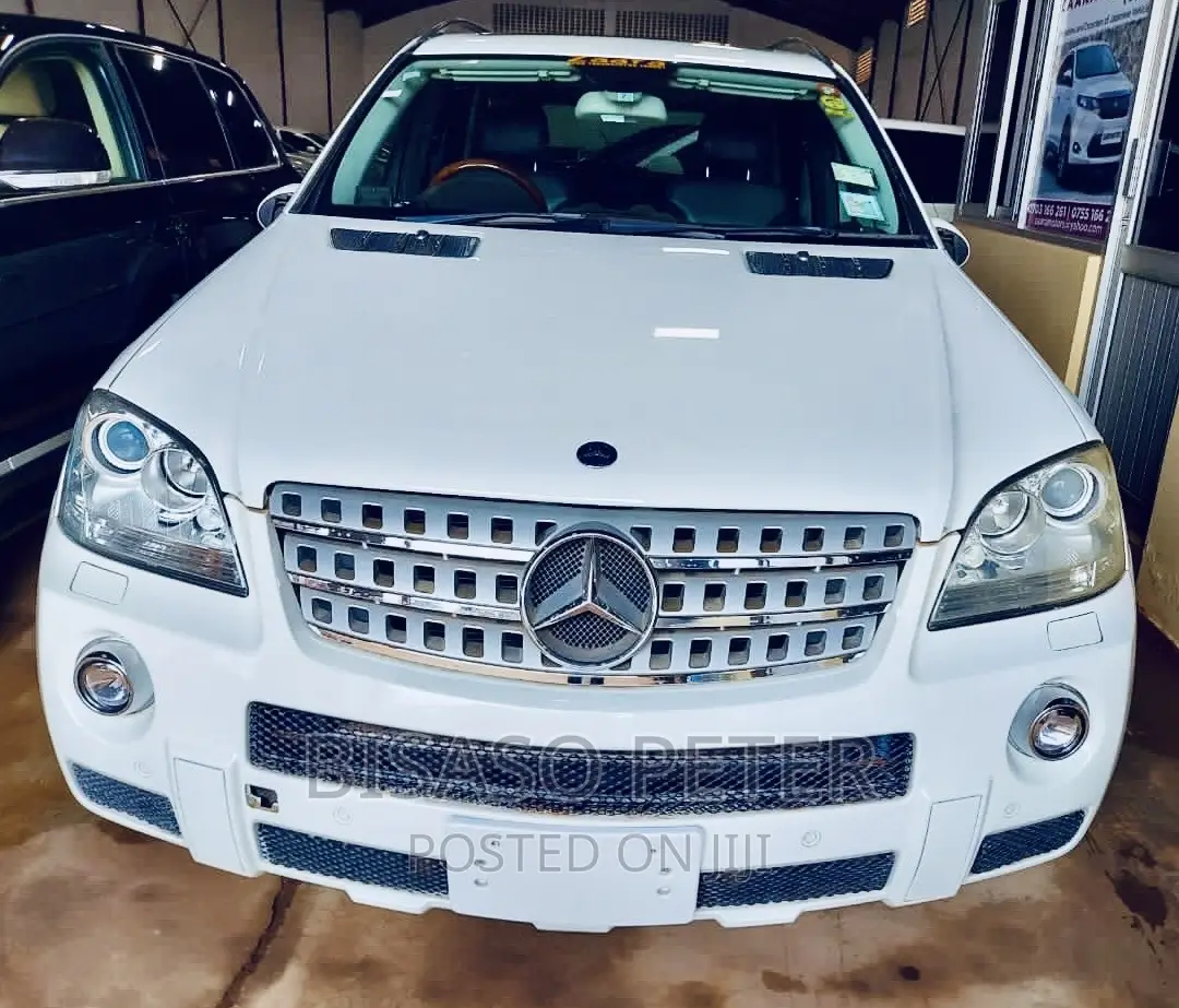 Mercedes-Benz M Class 2009 White