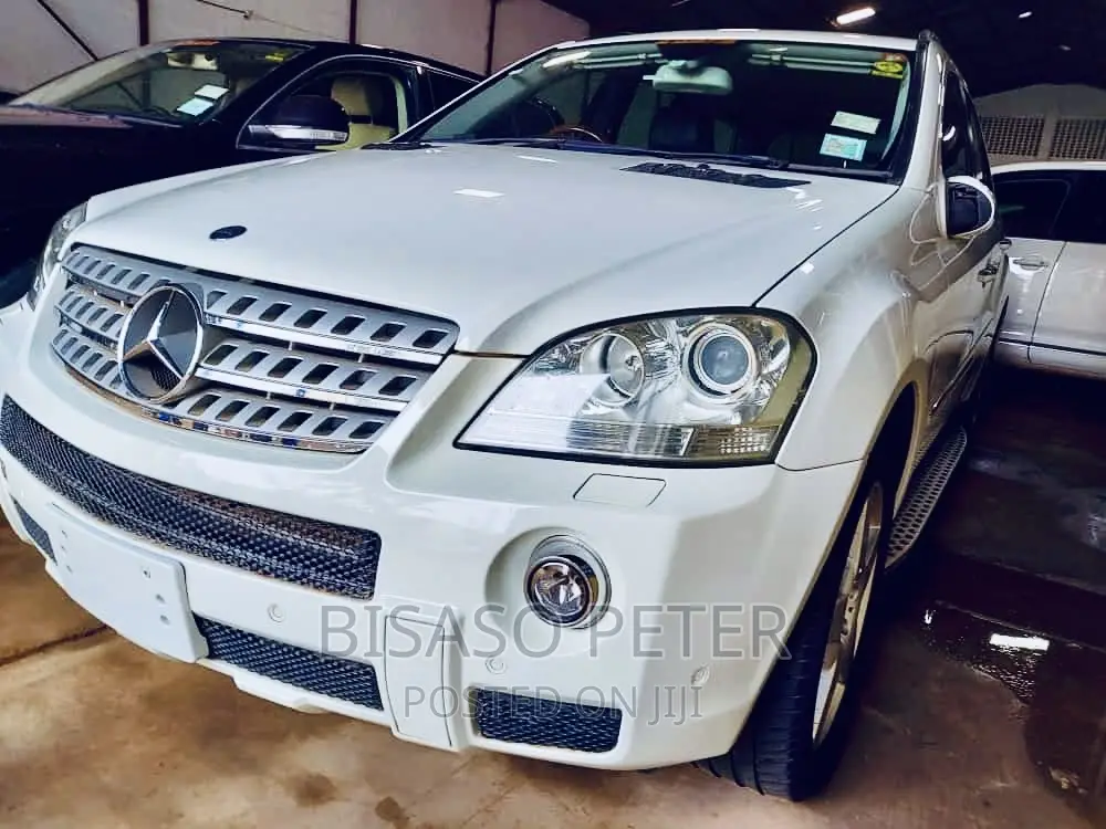 Mercedes-Benz M Class 2009 White